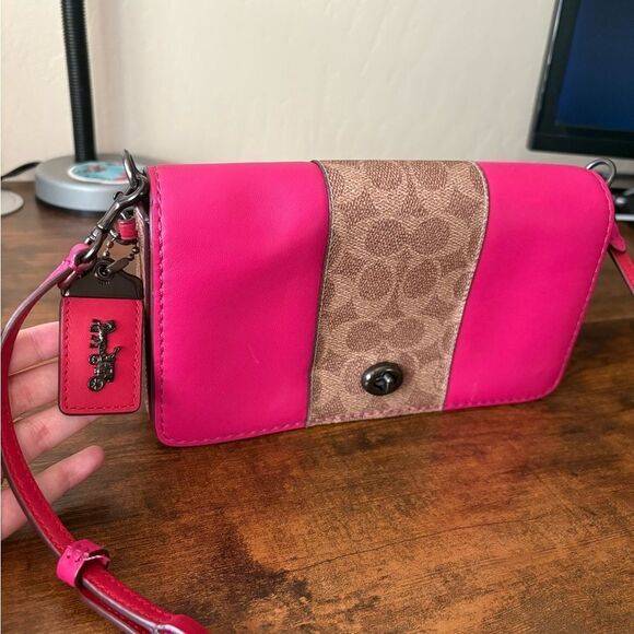 Coach 1941 Dinky Leather Crossbody - Picture 4 of 8